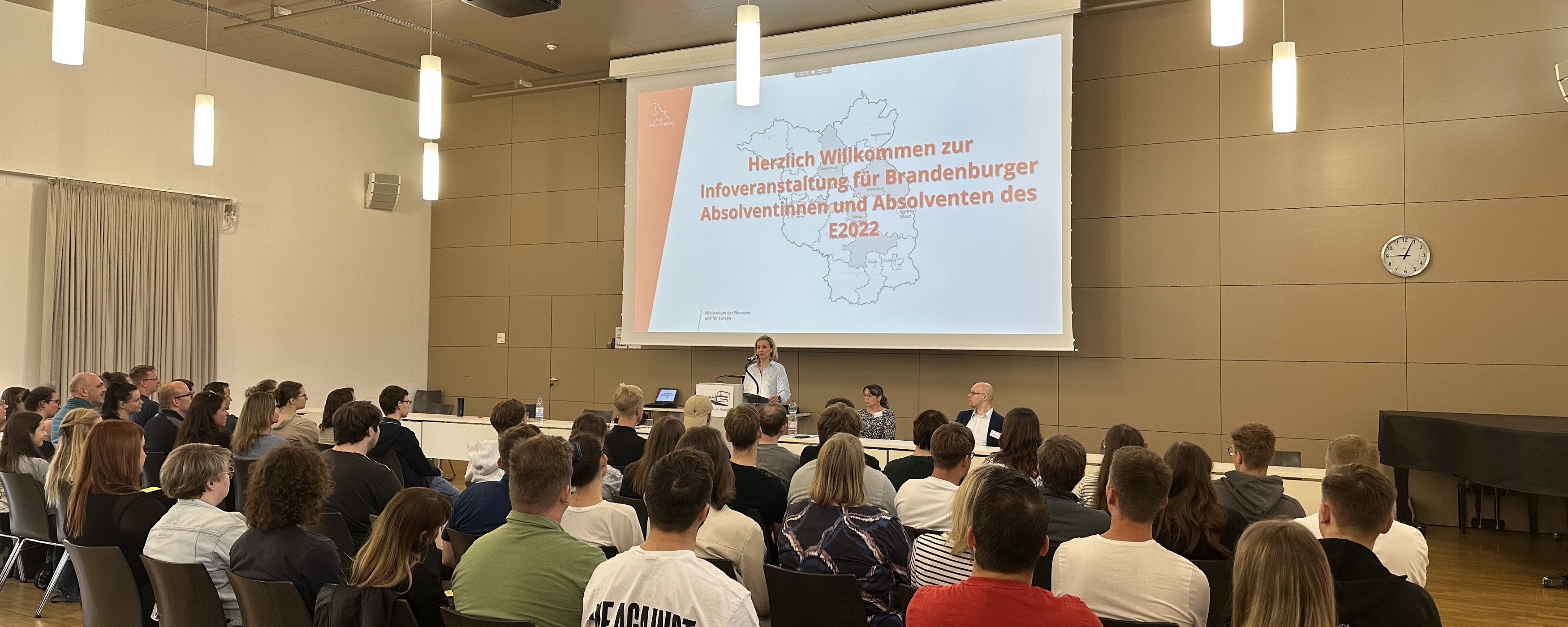 Abschluss fast in der Tasche - und dann?