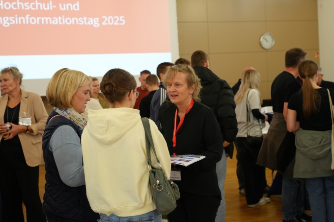 Beratung an den Messeständen