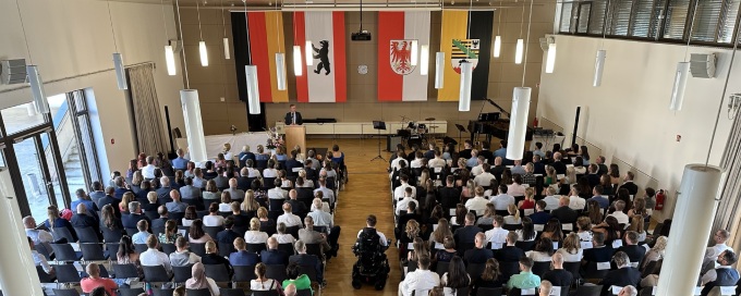 Blick in den Mehrzwecksaal