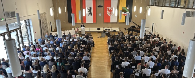 Blick in den Mehrzwecksaal