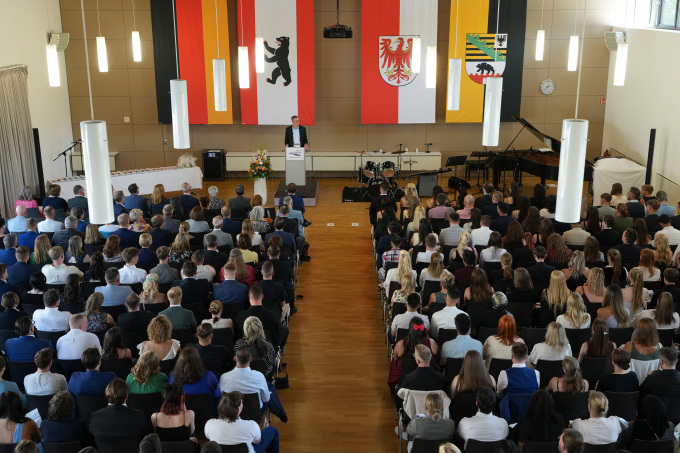 Blick in den Saal