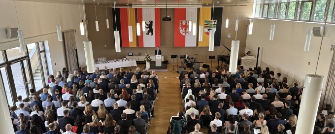 Blick in den Mehrzwecksaal