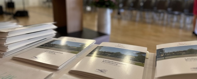 Zertifikate der Landesfinanzschule